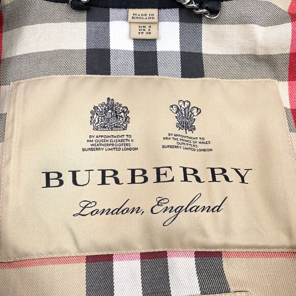 Burberry Black cotton double-breasted trench coat - Picture 5 of 7